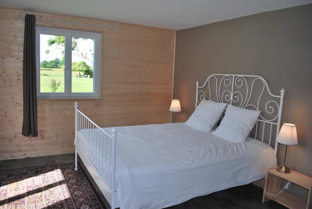 Domaine Les Gandins Bed & Breakfast Saint-Germain-de-Salles Exterior foto