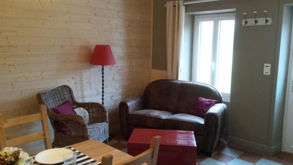 Domaine Les Gandins Bed & Breakfast Saint-Germain-de-Salles Exterior foto