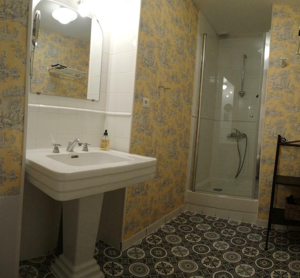 Domaine Les Gandins Bed & Breakfast Saint-Germain-de-Salles Exterior foto